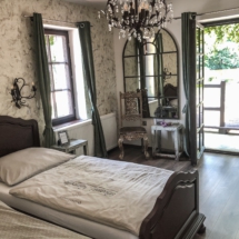 437DFFD5-075D-45D9-AEF3-1AB278A3F1AD 437DFFD5-075D-45D9-AEF3-1AB278A3F1AD