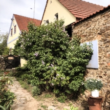 C8AA3D02-AFF6-4B7A-B67D-D146094B50AB C8AA3D02-AFF6-4B7A-B67D-D146094B50AB